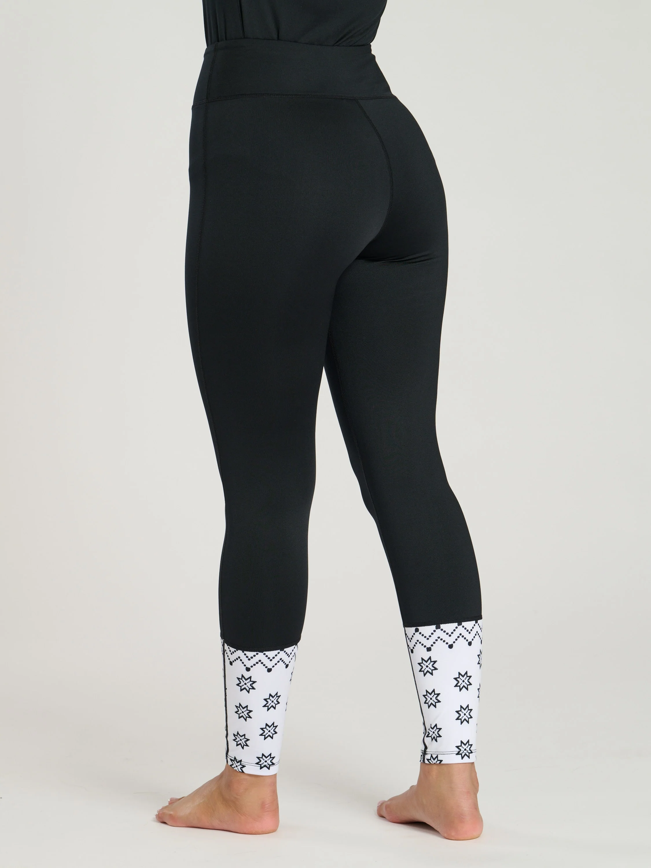 Alpine Legging in Black - Image 4