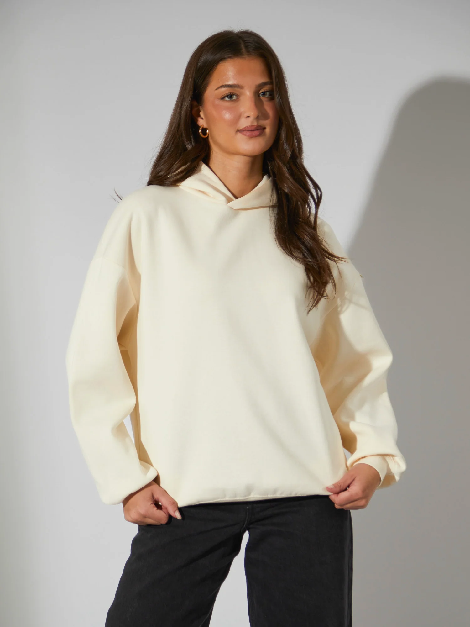 Core Bubble Tea Hoodie in Cream - Image 5
