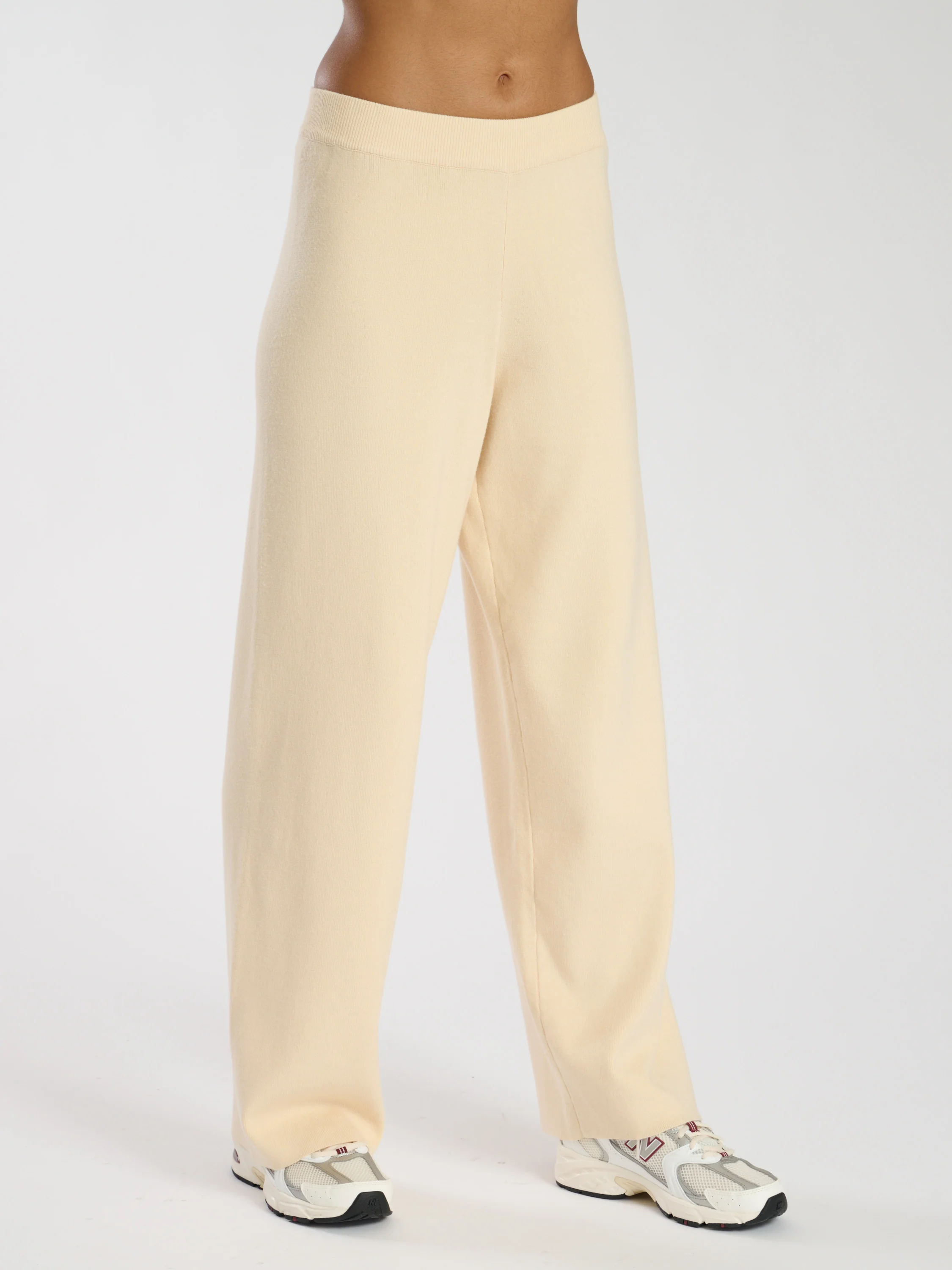 Homely Knitted Joggers in Butter - Image 2