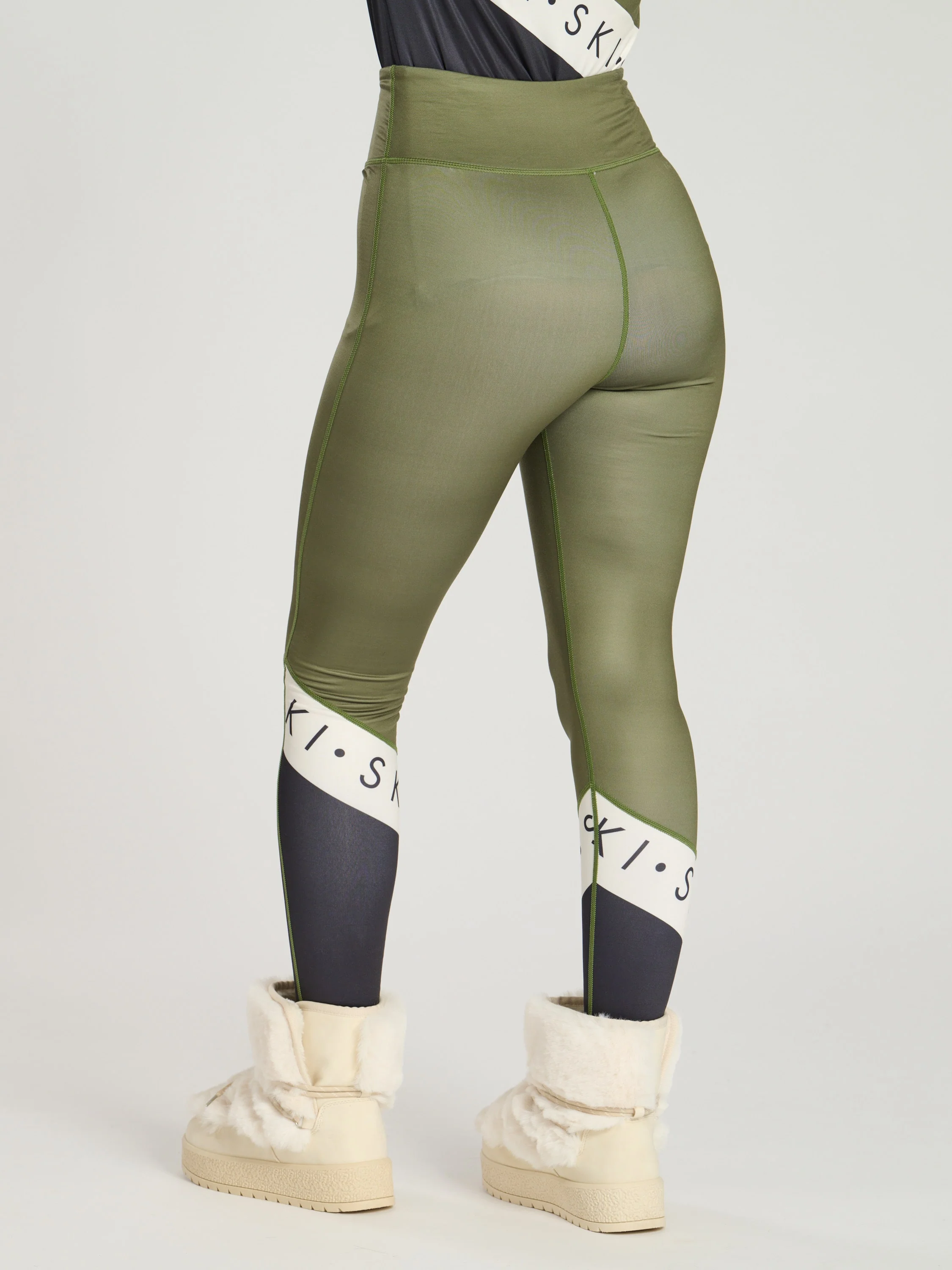 Alpine Ski Slogan Leggings in Olive - Image 3