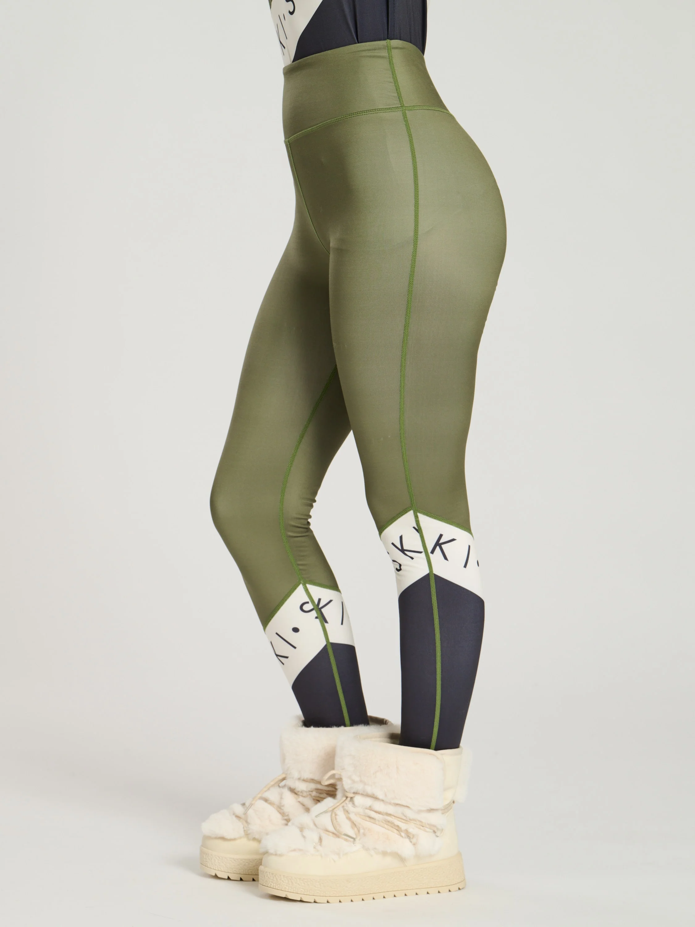 Alpine Ski Slogan Leggings in Olive - Image 5