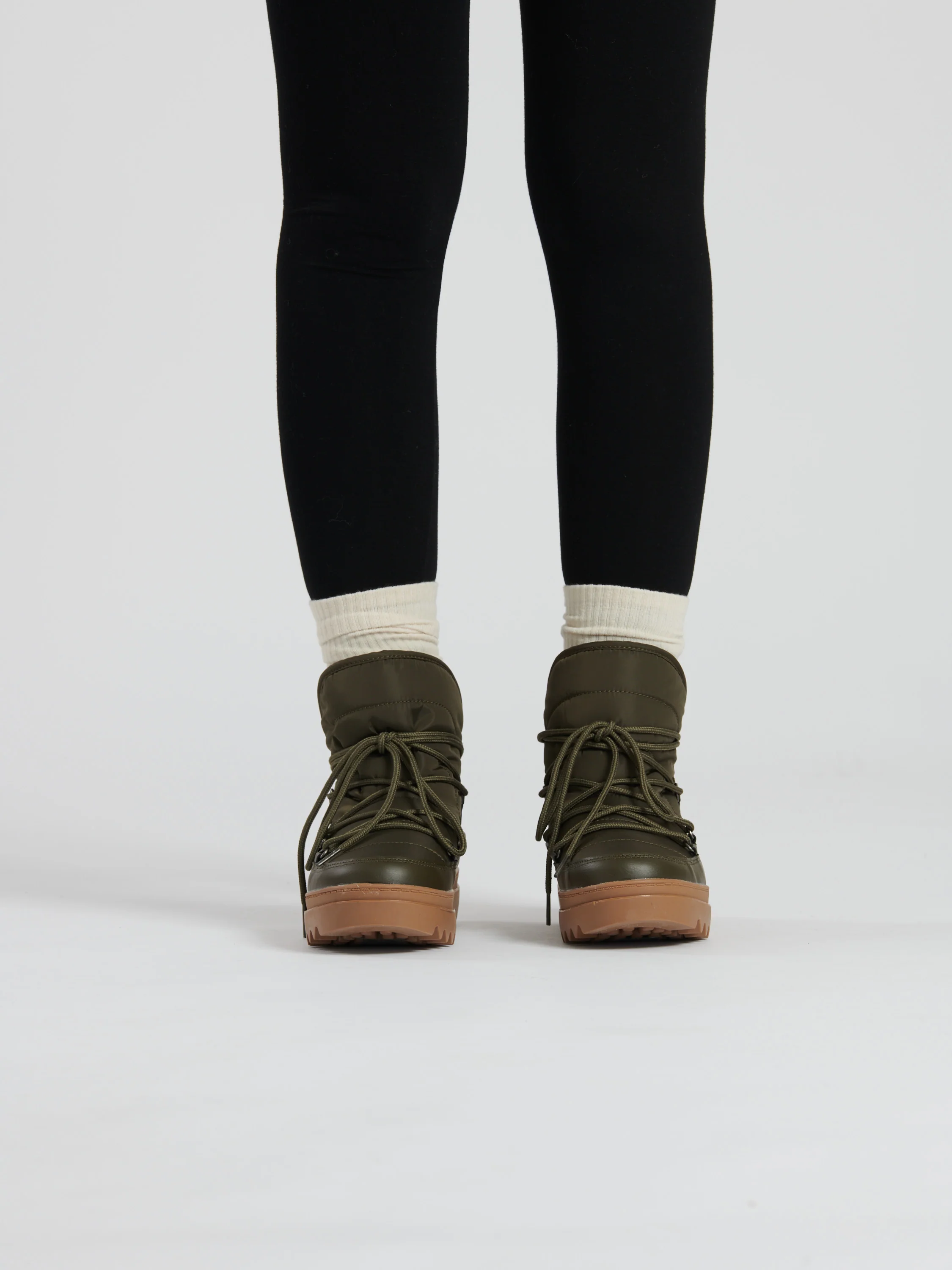Tread Snow Boots in Olive - Image 3