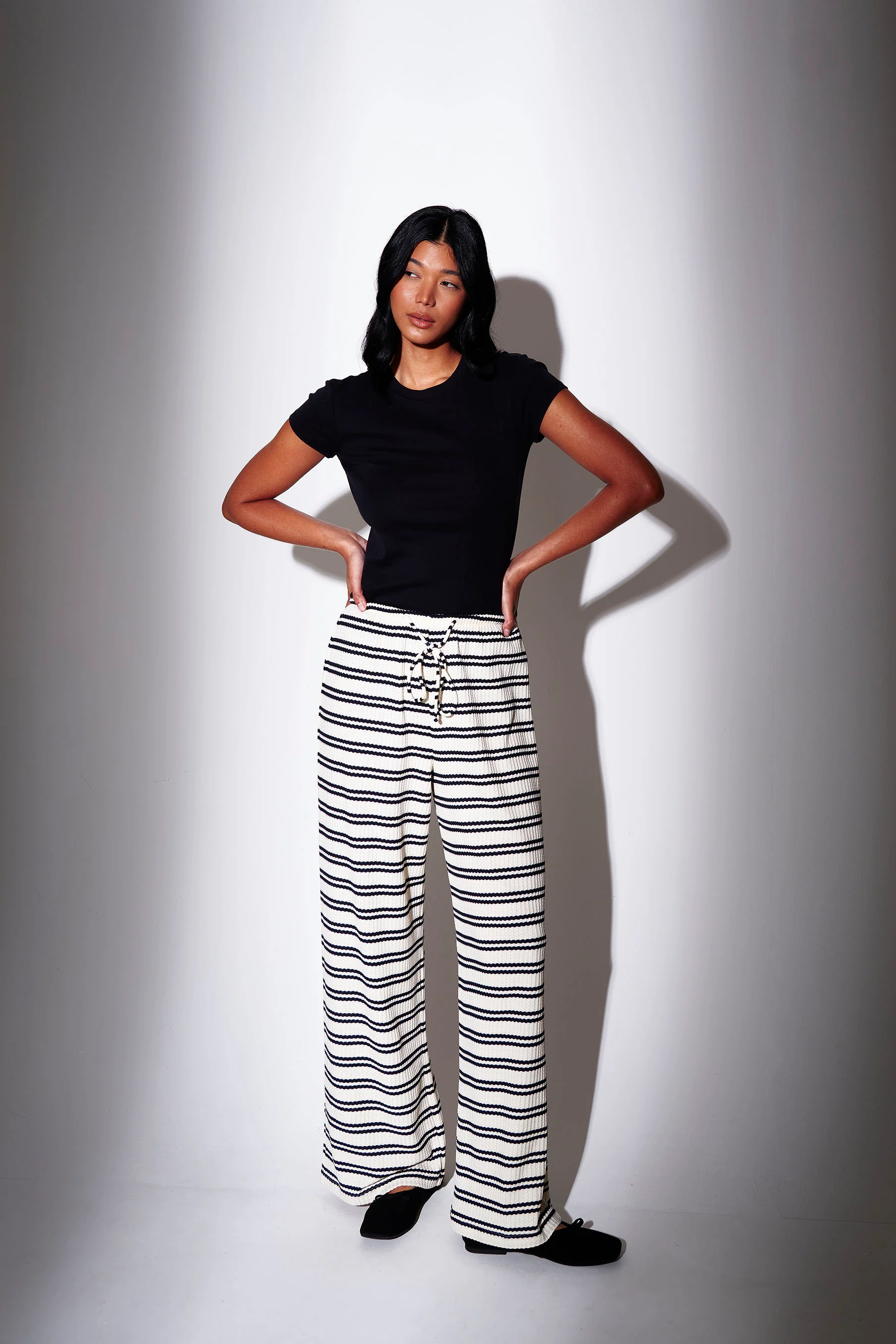 Laze Waffle Trousers in Navy - Image 2