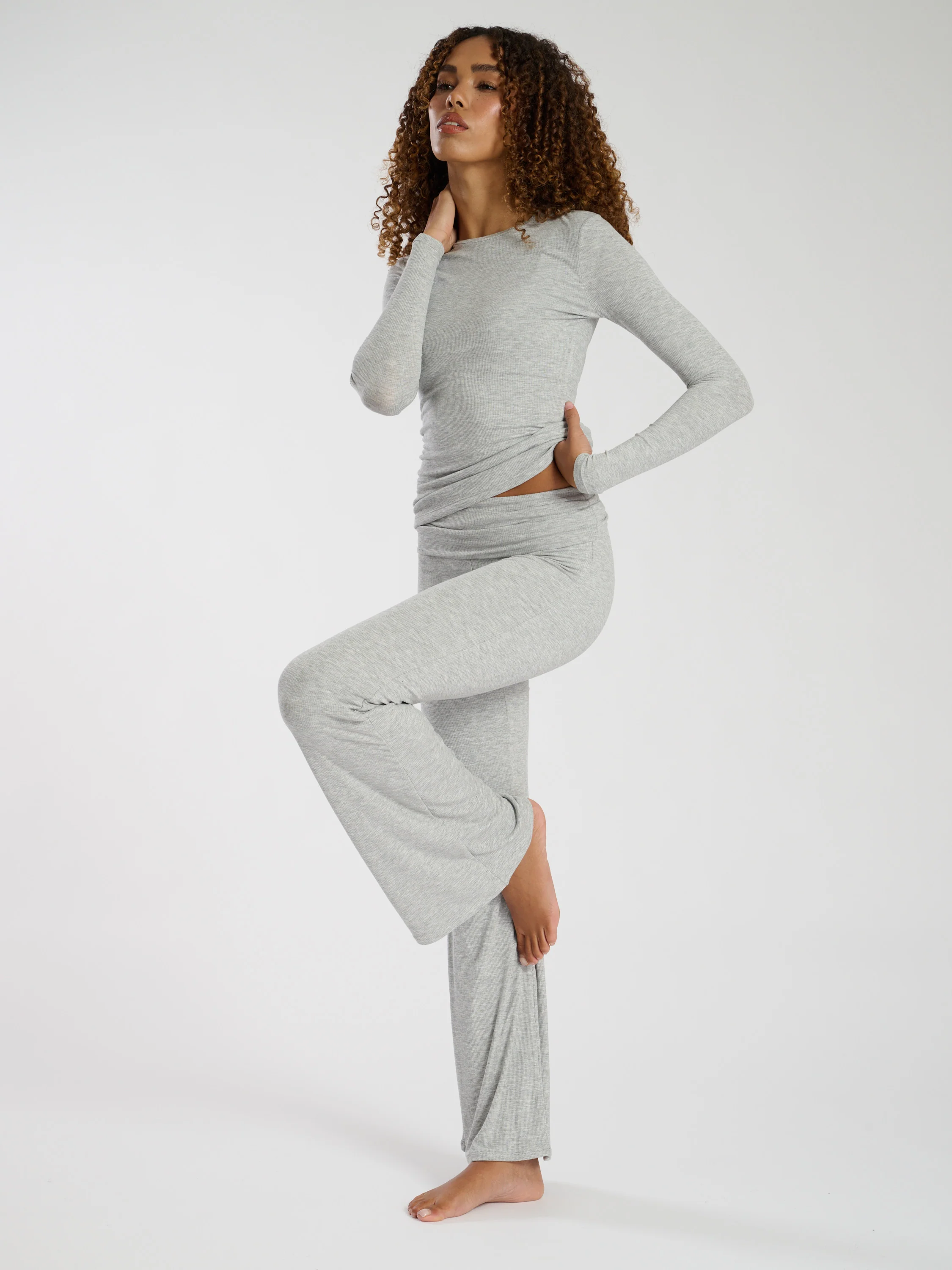 Overlap Flared Leggings in Grey - Image 4
