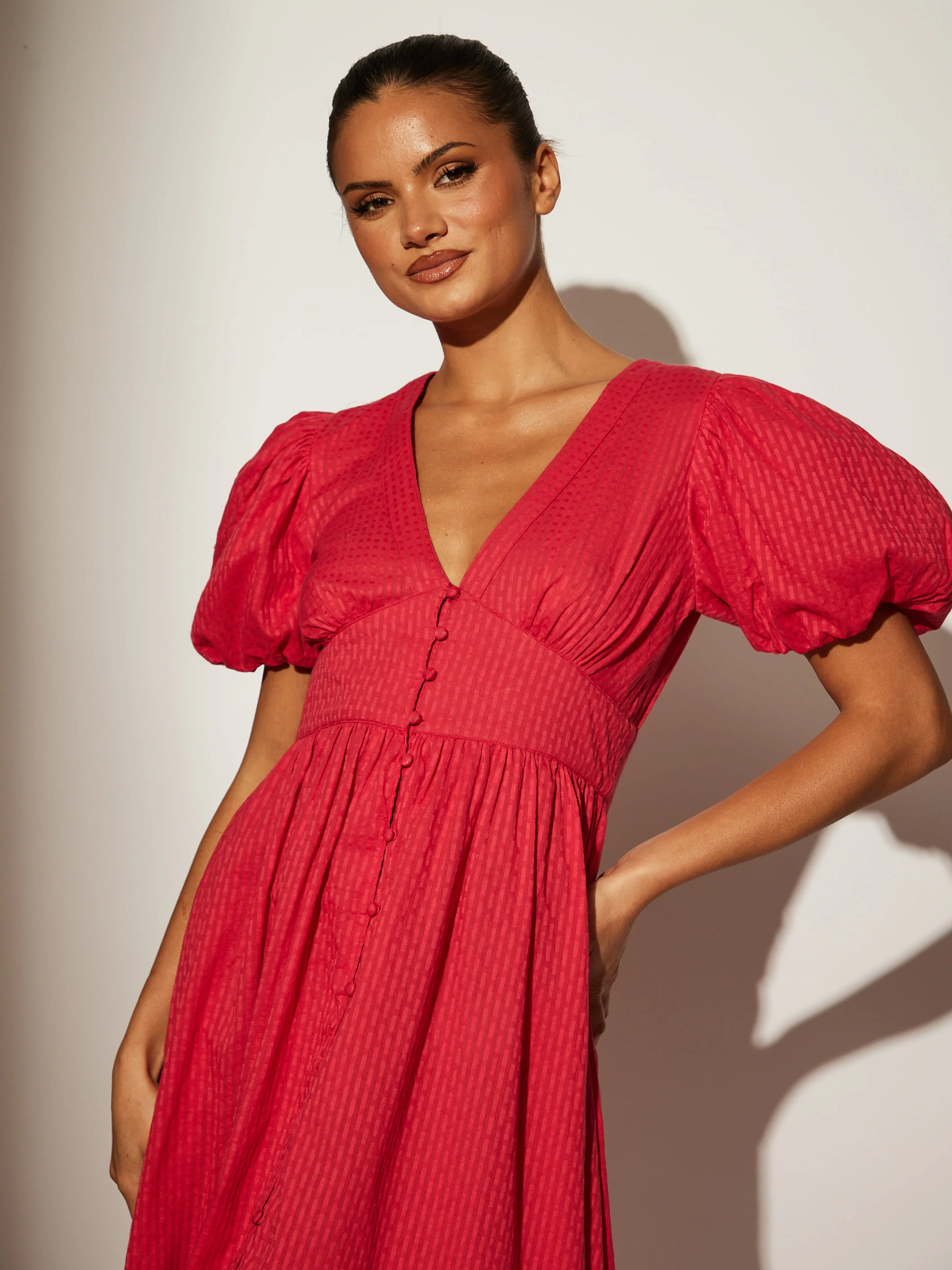 Darling Puff Sleeve Midi Dress in Pink - Image 2