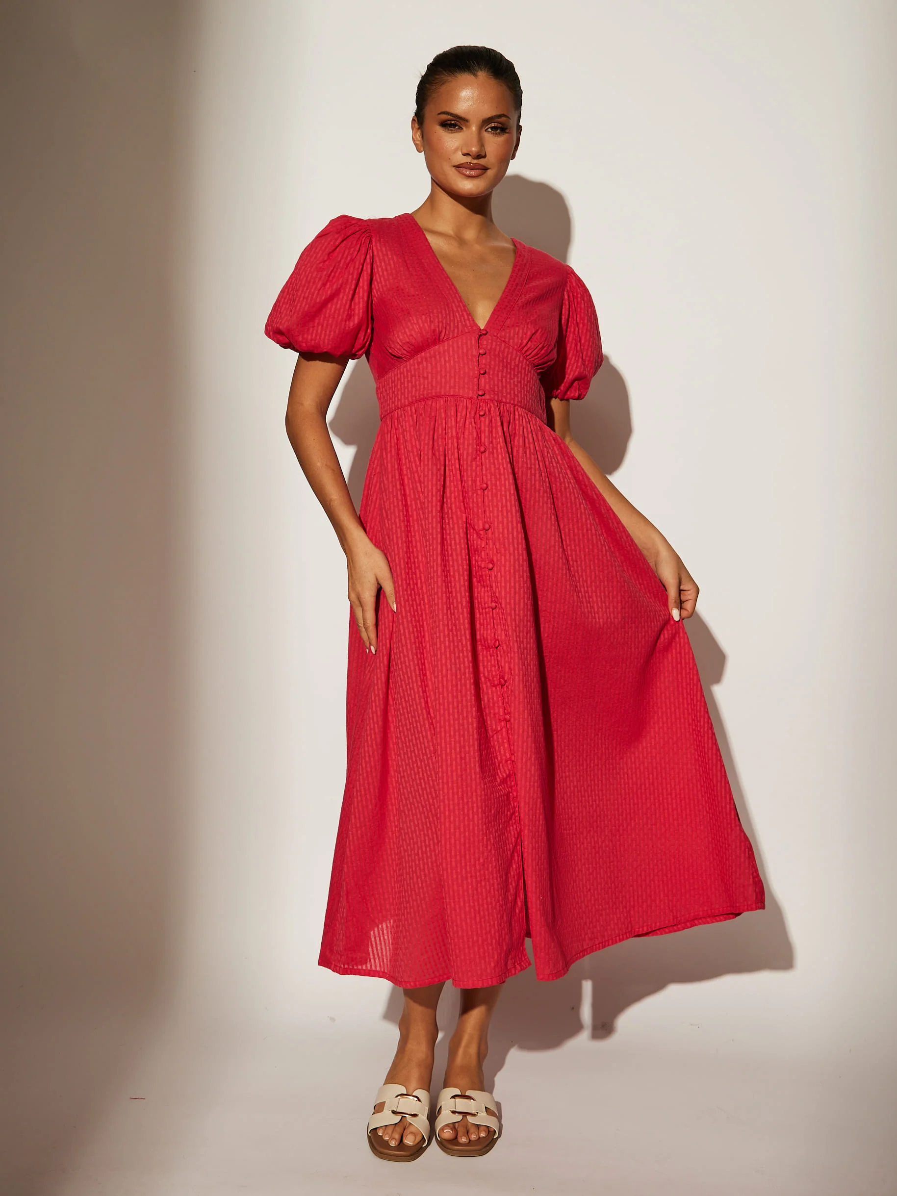 Darling Puff Sleeve Midi Dress in Pink - Image 3