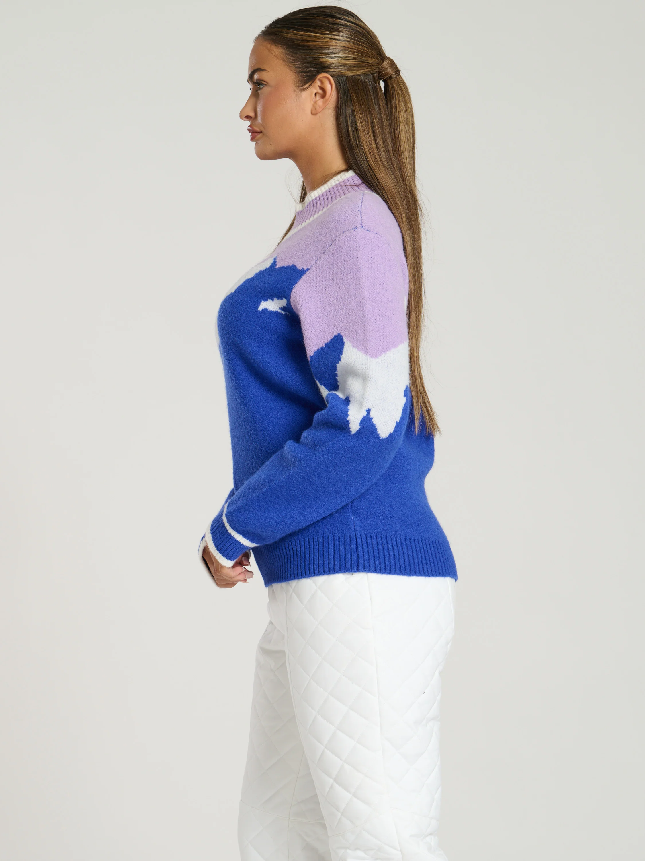 Lodge Peak Knitted Jumper in Blue - Image 5