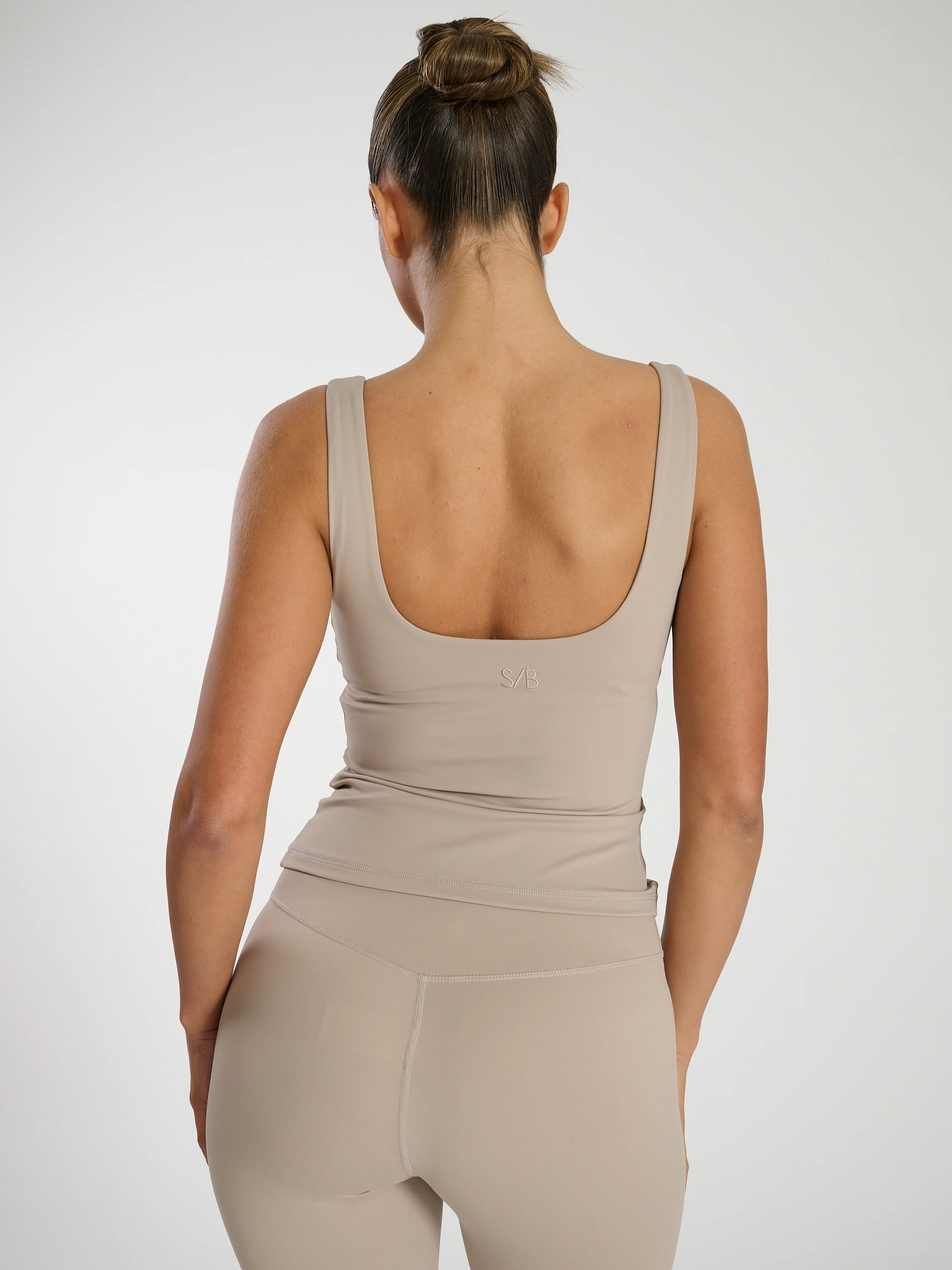 Scoop Vest in Stone - Image 5