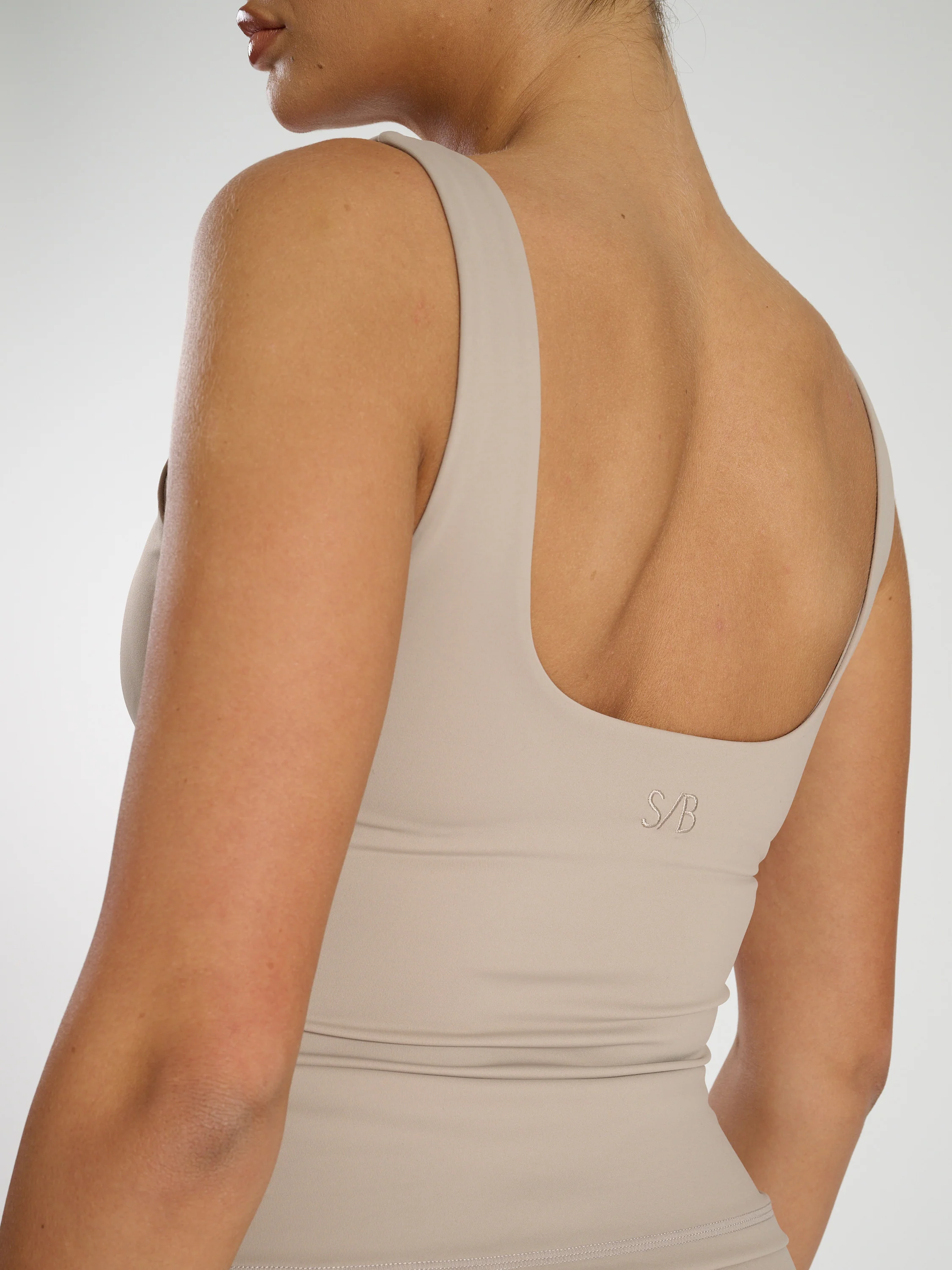 Scoop Vest in Stone - Image 6