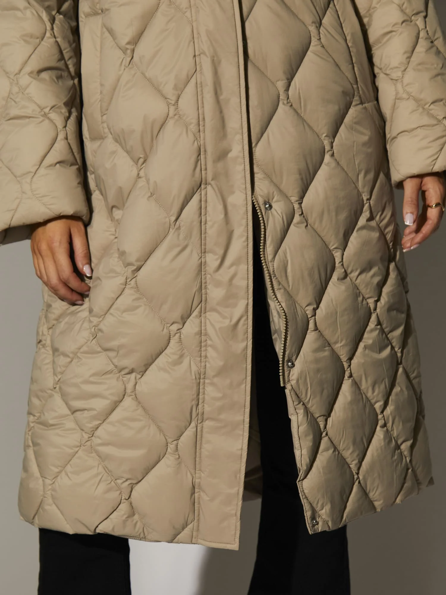 Highland Quilted Coat in Taupe - Image 3